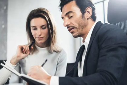 如何应对他人长期拖欠债务问题